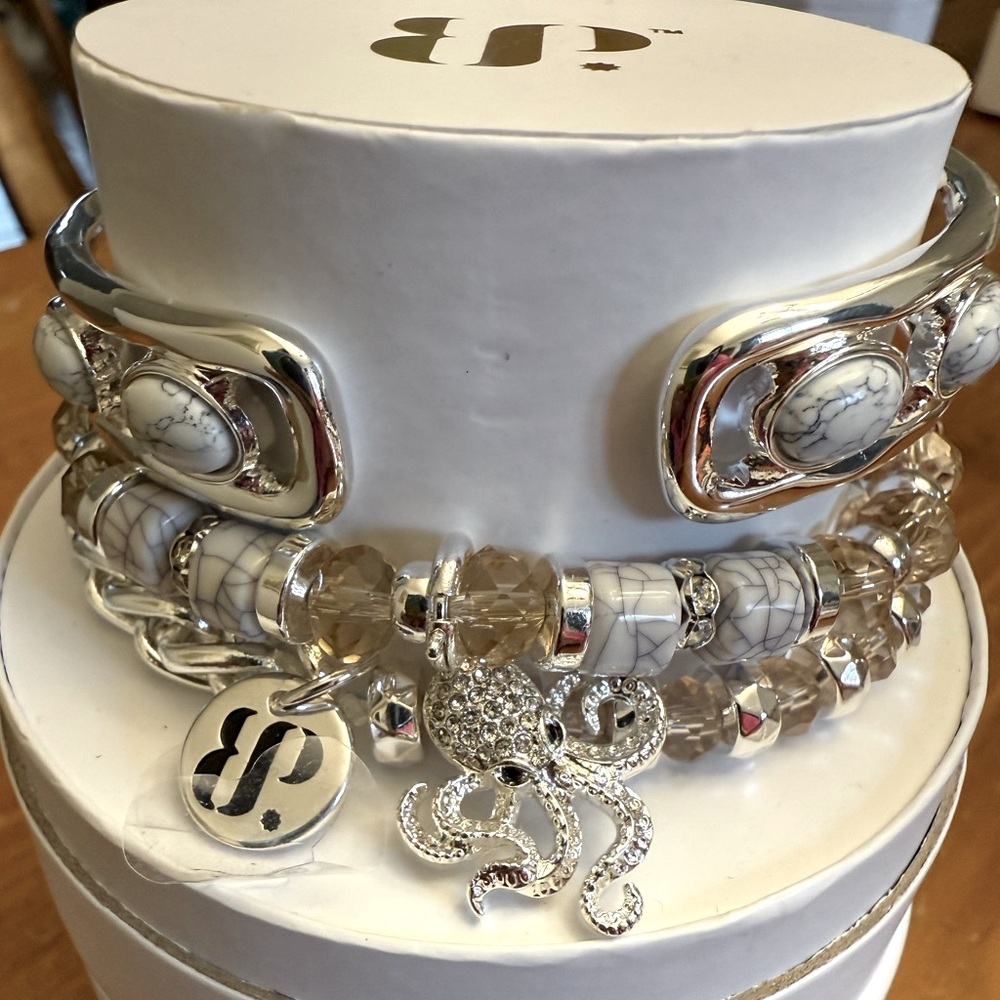 Bomb Party 2025 spring stack Silver and White Charm Bracelet Octopus